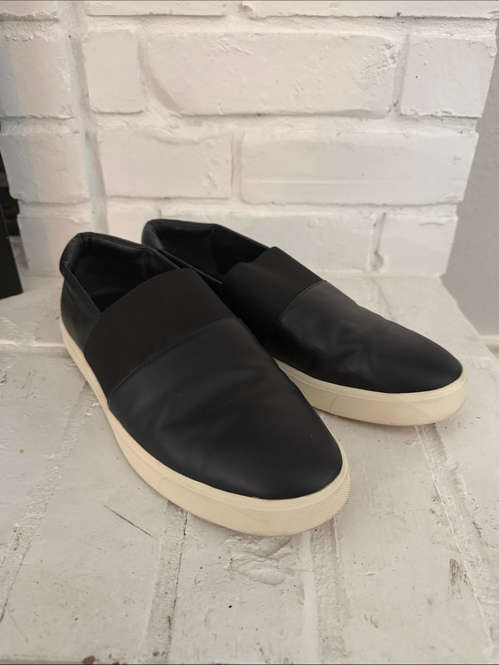 Vince black leather slip on shoes